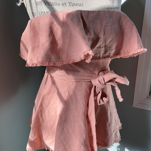 Lovers & Friends linen strapless ruffled top EUC - Picture 4 of 8